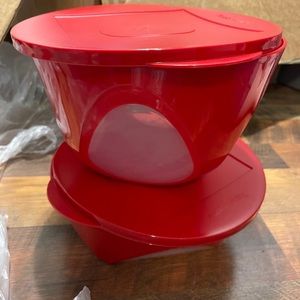 Tupperware clear impressions 10&18 qt bowls
